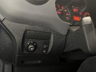 Peugeot Partner Partner (GC/GF/GG/GJ/GK) Van 1.6 HDI 75 16V (DV6BUTED4(9HT)) [55kW]  (=
04-2008/12-2018) picture 23