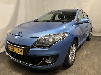 demontáž osobní automobily Renault Mégane Megane III Grandtour (KZ) Combi 5-drs 1.5 dCi 110 (K9K-636(K9K-A6)) [8=
1kW]  (02-2009/04-2016) 2013/10