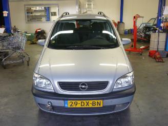 Opel Zafira (f75) mpv 2.0 di 16v (x20dtl)  (10-1999/07-2005) picture 3