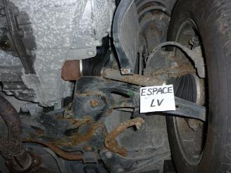 Renault Espace (je) mpv 3.0i v6 24v (l7x-727)  (10-1998/07-2000) picture 10