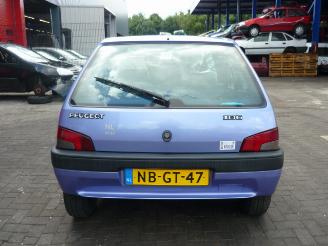 Peugeot 106 i hatchback 1.5 ace,accent,xrd (tud5(vjz))  (06-1994/04-1996) picture 3