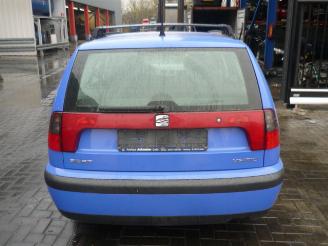 Seat Cordoba vario facelift (6k5) combi 1.4 16v 75 (ape)  (06-1999/12-2009) picture 3