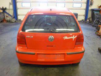 Volkswagen Polo (6n2) hatchback 1.4 (aud)  (10-1999/09-2001) picture 10
