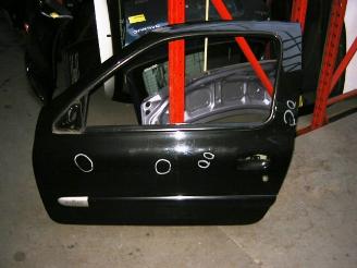 Renault Clio ii (bb/cb/sb) hatchback 1.6 16v (k4m-748)  (06-2001/12-2003) picture 10
