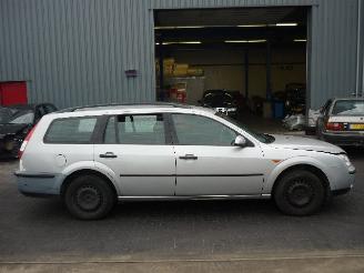 Ford Mondeo iii wagon combi 1.8 16v (cgbb)  (11-2000/03-2007) picture 9