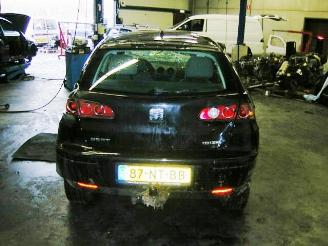 Seat Ibiza iii (6l1) hatchback 1.4 16v 100 (bbz)  (04-2002/03-2006) picture 4