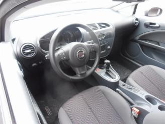 Seat Leon (1p1) hatchback 1.9 tdi 105 (bls)  (11-2005/05-2010) picture 5