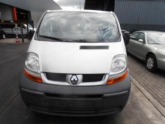 Renault Trafic new (jl) bus 1.9 dci 82 16v (f9qt-762)  (03-2001/12-2006) picture 4