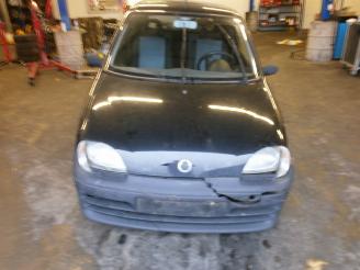 Fiat Seicento (187) hatchback 1.1 mpi s,sx,sporting (187.a.1000)  (08-2000/02-2011) picture 4