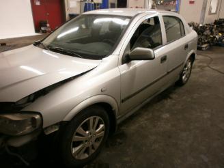 Opel Astra g hatchback 1.6 16v (x16xel)  (02-1998/09-2000) picture 4