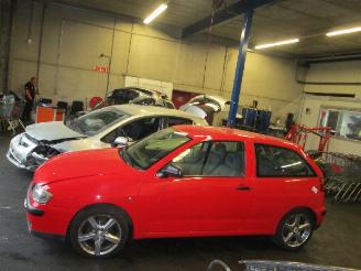 Seat Ibiza ii facelift (6k1) hatchback 1.4 16v (aua)  (06-2000/02-2002) picture 3