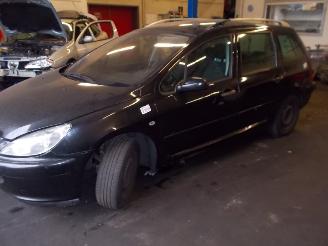 Peugeot 307 sw (3h) combi 2.0 hdi 90 (dw10td(rhy))  (03-2002/05-2008) picture 3