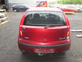 Fiat Punto ii (188) hatchback 1.9 jtd 80 elx (188.a.2000)  (05-1999/09-2001) picture 4