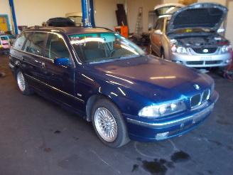 BMW 5-serie touring (e39) combi 525tds (m51-d25)  (03-1997/05-2004) picture 6