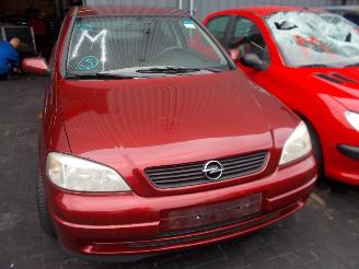 Opel Astra g hatchback 1.6 16v (x16xel)  (02-1998/09-2000) picture 3