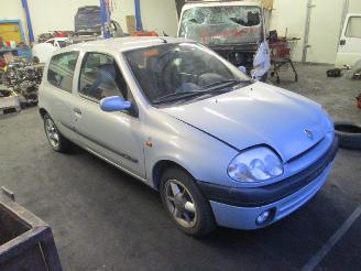 Renault Clio ii (bb/cb/sb) hatchback 1.6 16v (k4m-748)  (04-1998/08-2000) picture 3