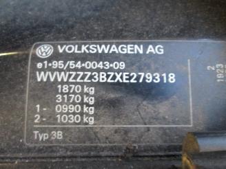 Volkswagen Passat variant (3b5) combi 1.8 20v (adr)  (06-1997/09-2000) picture 2
