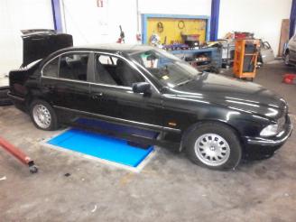 BMW 5-serie (e39) sedan 528i 24v (m52-b28tu)  (11-1995/09-2000) picture 3