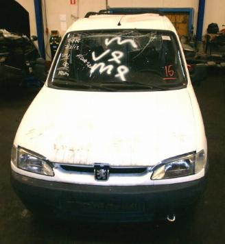 Peugeot   picture 1