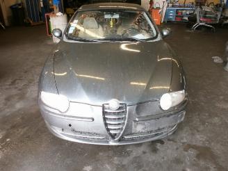 Alfa Romeo 147 (937) hatchback 1.9 jtd (937.a.2000)  (05-2001/06-2004) picture 2