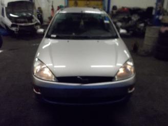 Ford Focus i wagon combi 1.6 16v (fydc)  (12-1998/11-2004) picture 1