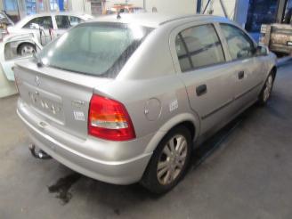 Opel Astra g hatchback 1.6 16v (x16xel)  (02-1998/09-2000) picture 4