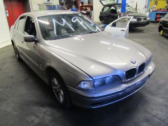 BMW 5-serie (e39) sedan 523i 24v (m52-b25(256s4))  (11-1995/09-2000) picture 2