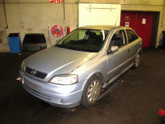 Opel Astra g hatchback 1.6 16v (x16xel)  (02-1998/09-2000) picture 1