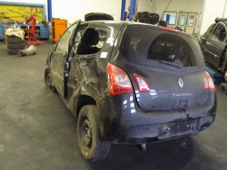 Renault Twingo ii (cn) hatchback 1.5 dci 90 (k9k-p820)  (10-2010/07-2014) picture 3