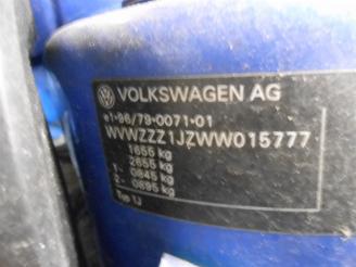 Volkswagen Golf iv (1j1) hatchback 1.4 16v (ahw)  (09-1997/05-2004) picture 5