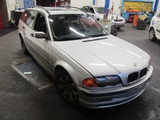 BMW 3-serie touring (e46/3) combi 320d 16v (m47-d20(204d1))  (03-2000/09-2001) picture 2