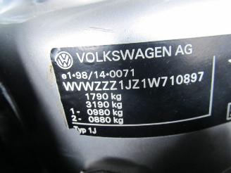 Volkswagen Golf iv (1j1) hatchback 1.9 tdi 150 (arl)  (05-2000/06-2005) picture 5