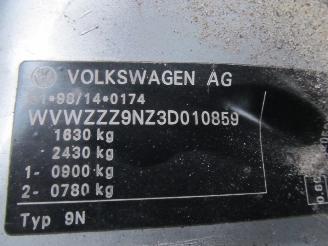 Volkswagen Polo (9n1/2/3) hatchback 1.9 sdi (asy)  (09-2001/06-2005) picture 5