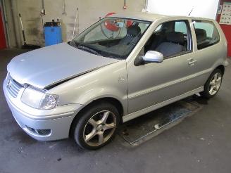 Volkswagen Polo (6n2) hatchback 1.4 tdi (amf)  (10-1999/09-2001) picture 1
