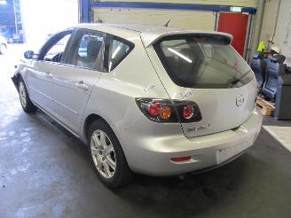 Mazda 3  picture 3