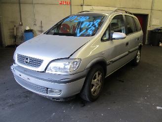 Opel Zafira  picture 1