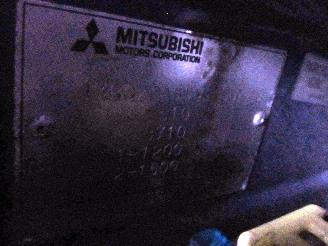 Mitsubishi L-400  picture 5