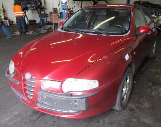 Alfa Romeo 147  picture 1