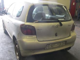 Toyota Yaris Yaris (P1) Hatchback 1.4 D-4D (1NDTV) [55kW]  (10-2001/09-2005) picture 4