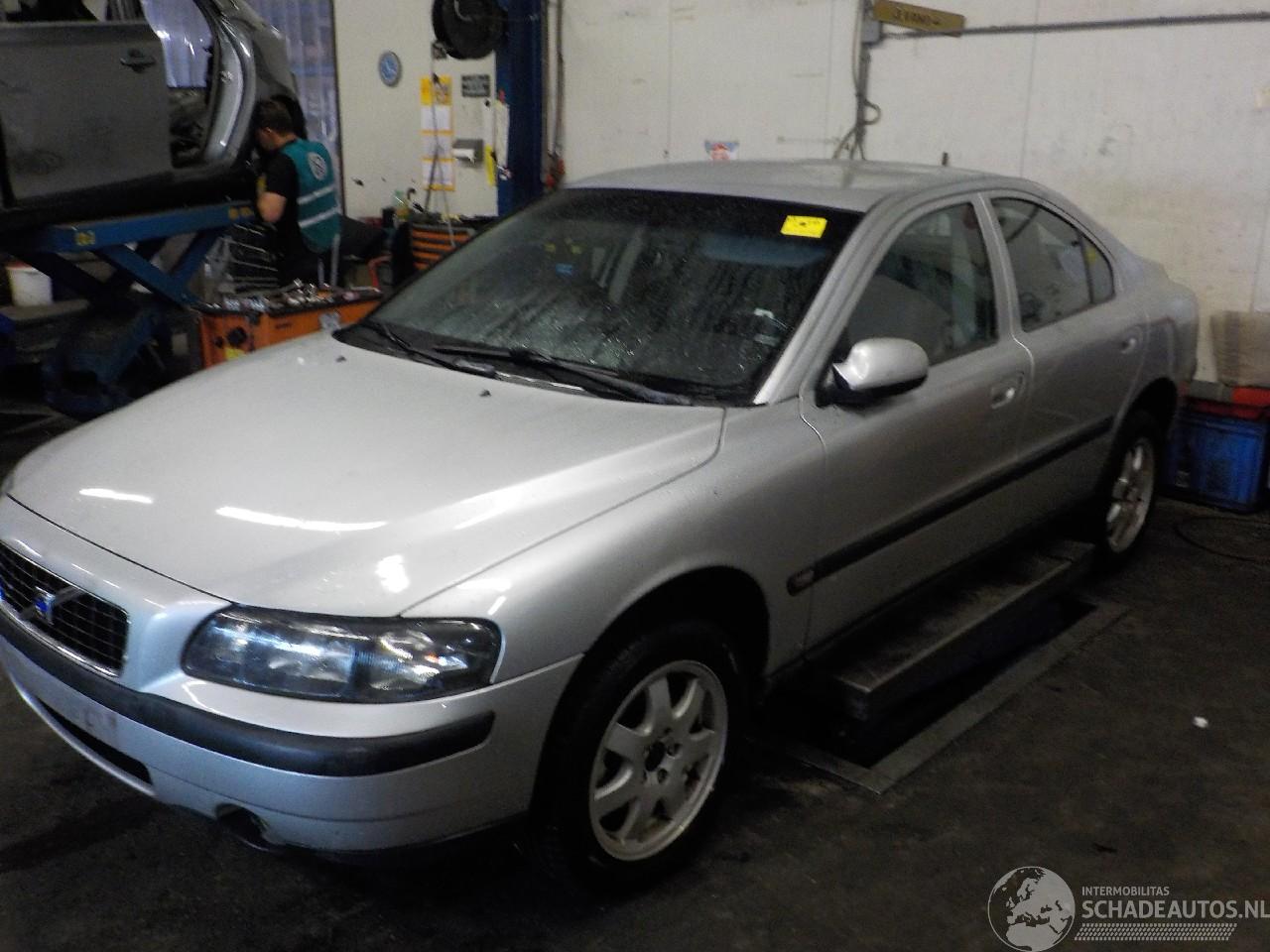 Volvo S-60 S60 I (RS/HV) 2.4 20V 140 (B5244S2) [103kW]  (07-2000/04-2010)