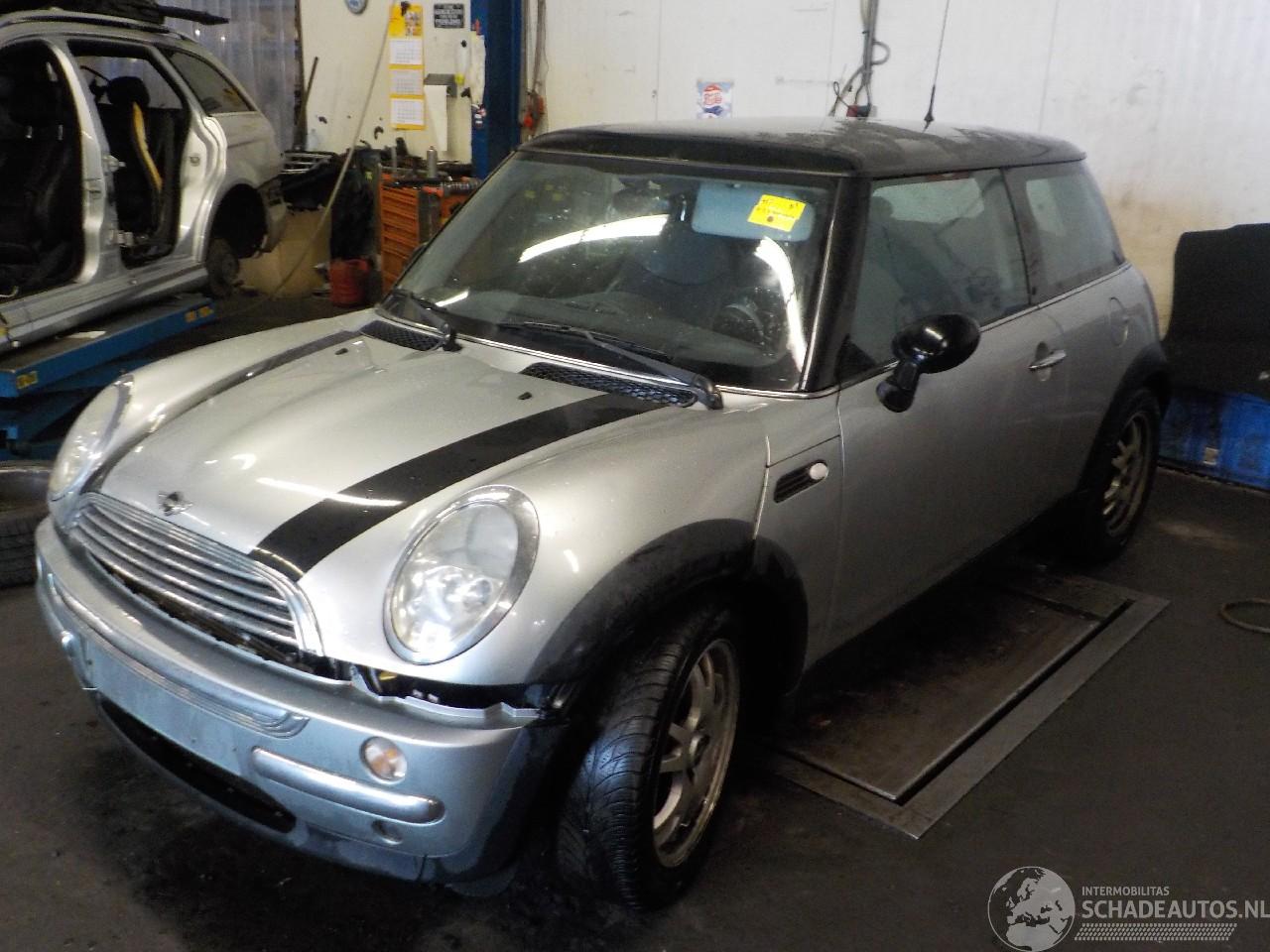 Mini Mini Mini One/Cooper (R50) Hatchback 1.6 16V Cooper (W10-B16A) [85kW]  (06-=
2001/09-2006)