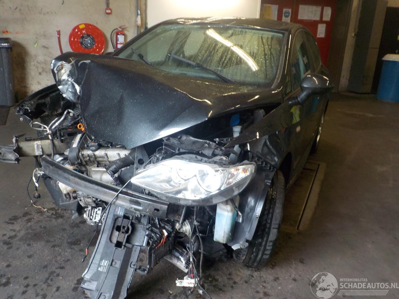 Seat Ibiza Ibiza IV (6J5) Hatchback 5-drs 1.4 16V (BXW) [63kW]  (03-2008/05-2015)=