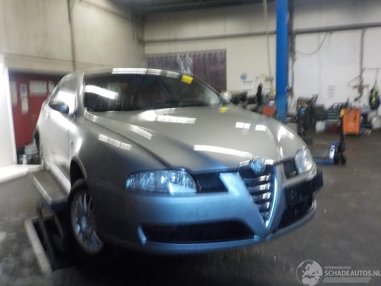 Alfa Romeo GT GT (937) Coupé 2.0 JTS 16V (937.A.1000) [121kW]  (11-2003/09-2010)