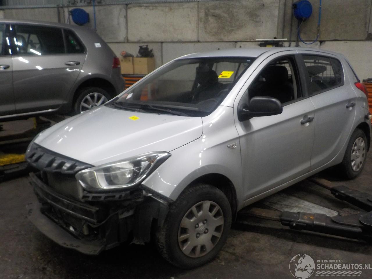 Hyundai I-20 i20 Hatchback 1.2i 16V (G4LA) [63kW]  (03-2012/12-2015)