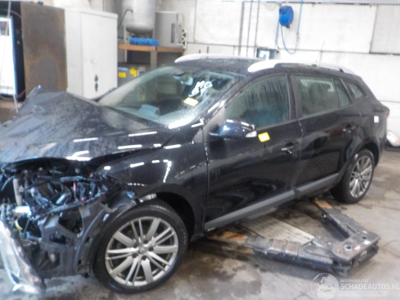 Renault Mégane Megane III Grandtour (KZ) Combi 5-drs 2.0 16V CVT (M4R-F713) [103kW]  =
(05-2009/02-2016)