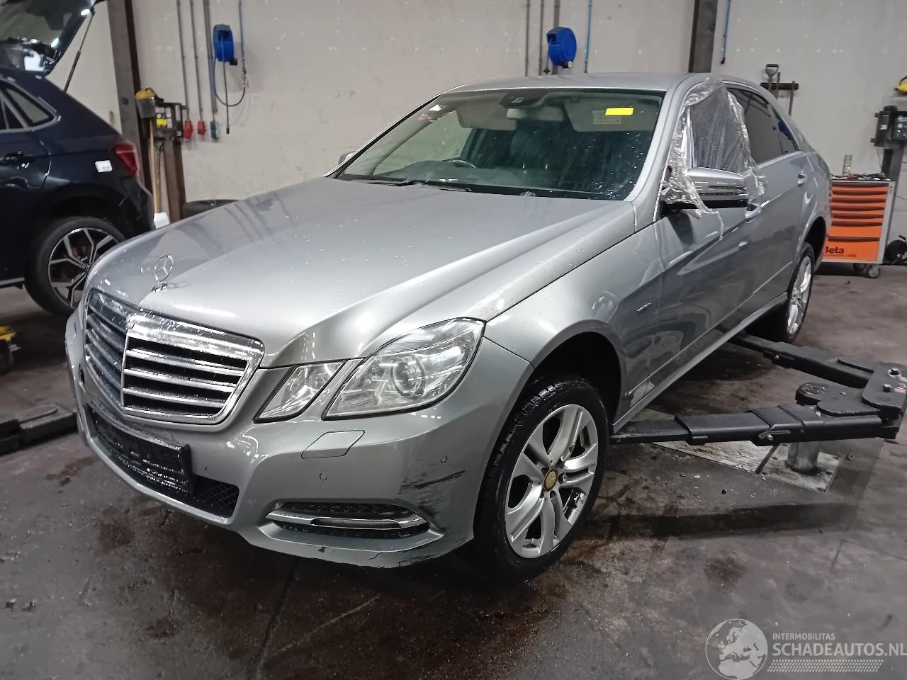 Mercedes E-klasse E (W212) Sedan E-350 CDI BlueEfficiency 3.0 V6 24V (OM642.852) [195kW]=
  (03-2011/12-2015)