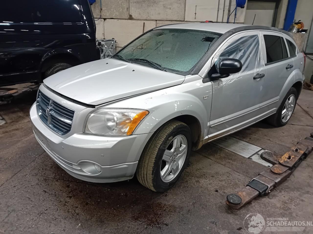 Dodge Caliber Caliber Hatchback 2.0 16V (ECN) [115kW]  (06-2006/...)