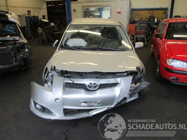 Toyota Auris (e15) hatchback 2.0 d-4d-f 16v (1ad-ftv)  (03-2007/12-2012)