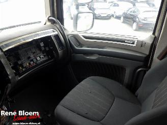 DAF XF 450 FT Mega Luchtvering picture 16