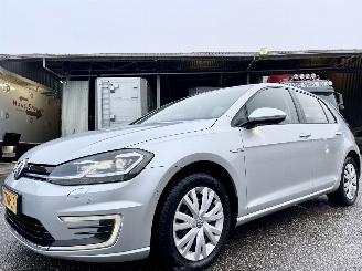  Volkswagen e-Golf Elektrisch 100kw dsg aut - facelift - virtual - xenon - keyless - led - cam - pdc - navi - stoelverw - rijdbaar - front assist - e sound 2019/7